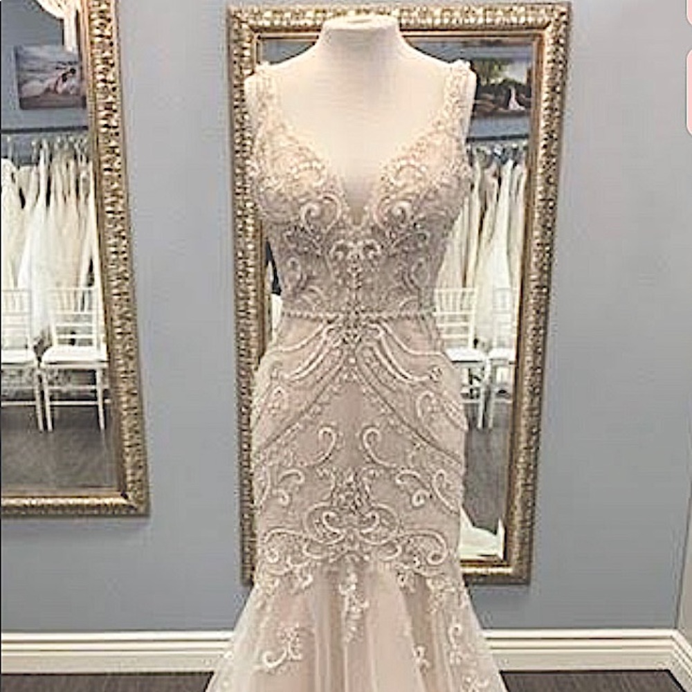 Swarovski crystal new unaltered with tags Sottero and Midgley. Size 8